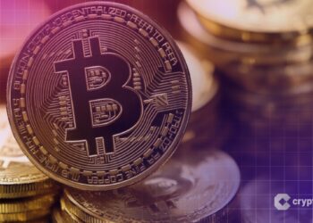 Bitcoin ETFs Bleed $870M in One Day, Marking Second-Largest Outflow on Record