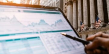 Wall Street sees a $10 trillion opening as Washington rewrites 401(k) rules