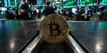 Why S&P 500’s $6 trillion melt up rally exposes Bitcoin amid range-bound weakness
