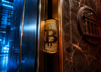 Bitcoin is caught between a $177 billion risk-on boom and the return of Fed rate-hike fears