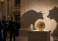 Wall Street still says Bitcoin can hit $100,000, the market is starting to doubt it