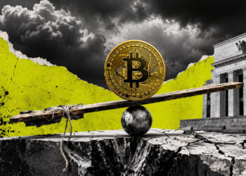 Three Fed officials just voted for a rate hike as Bitcoin hangs by a thread on a $62,000 shelf