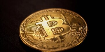 Bitcoin Price Prediction: Hawkish FOMC Minutes, Oil Price, and Rising Yields Send BTC Below 83K